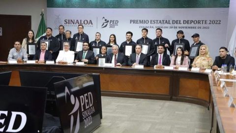 Rocha entrega el Premio Estatal del Deporte 2022