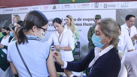 Llevan vacuna contra el papiloma humano a secundarias de Sinaloa