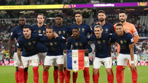 Francia le gana fácilmente a Polonia y sigue su camino a defender su título en el Mundial