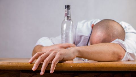 Uso nocivo de bebidas alcohólicas, asociado con más de 200 problemas de salud física y mental