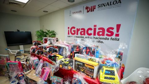 Recibe DIF Sinaloa donación de mil 500 juguetes de Casa LEY