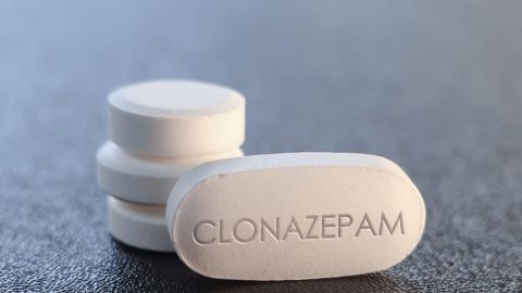 Alerta especialista sobre los riesgos de consumir clonazepam sin supervisión médica