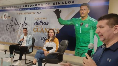 El portero de la selección mexicana, Alfredo Talavera, imparte charla en la Facultad de Educación Física de la UAS