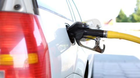 Windstar, G500 y Total, las marcas con los precios más bajos en combustibles