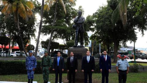 Autoridades civiles y militares conmemoran el 110 aniversario luctuoso de Don Francisco I. Madero