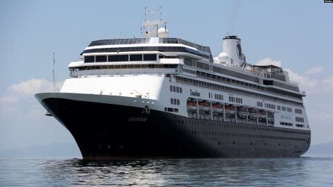 Llegaron a Mazatlán dos cruceros turísticos con 8,253 visitantes