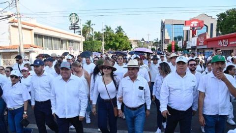 Participa Rector de la UAS en la Marcha por la Paz y la Concordia Sinaloa 2023