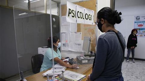 El  IMSS cuenta con especialistas en psicología y una línea de apoyo telefónico
