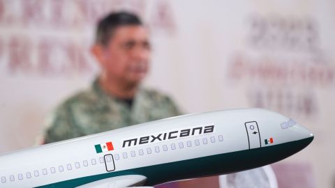 Presentan durante mañanera "Mexicana de Aviación" la nueva aerolínea del Estado