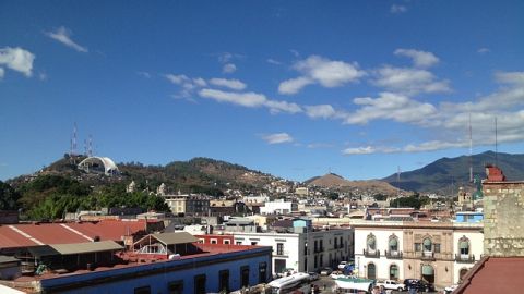 Autoridades atienden daños materiales mínimos en Oaxaca tras sismo de 6.0