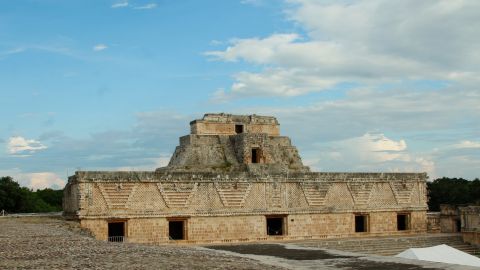 Protegen cultura de las antiguas ciudades mayas a partir de la restauración de 27 sitios arqueológicos