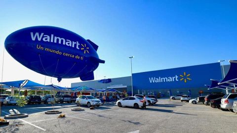 Inauguran Walmart Lola Beltrán en el sector La Conquista en Culiacán