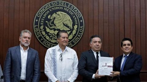 Envía gobernador de Sinaloa su segundo Informe de Gobierno al Congreso del Estado