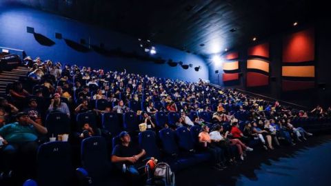 Promueven la quinta función de Cine Azul Inclusivo para los usuarios del Centro de Autismo Sinaloa