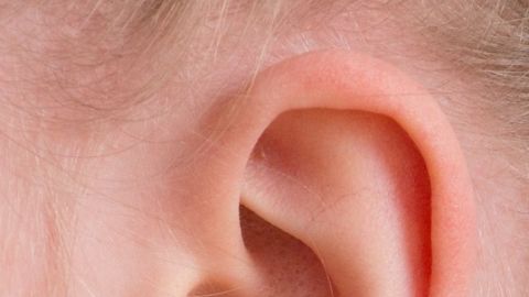 ¡Cuida tus oídos! Ante cualquier problema de audición acude a tu médico para prevenir sordera