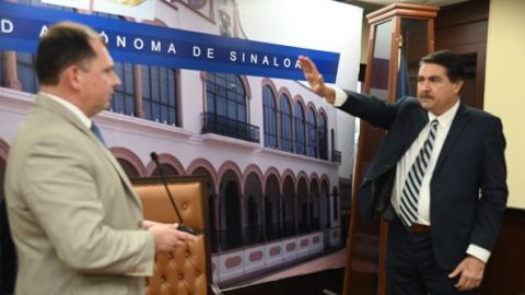Eleazar Angulo López rinde protesta como nuevo Secretario de Administración de la UAS