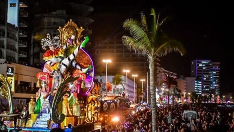 Realizaron primer Desfile del Carnaval Internacional de Mazatlán