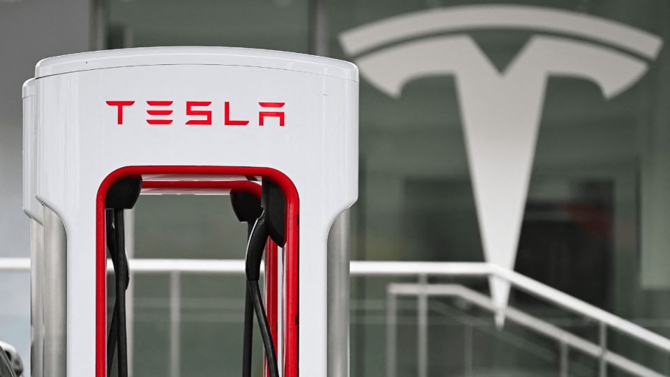 Tesla Detiene Planes para Fábrica en Nuevo León ante Amenazas de Aranceles de Trump